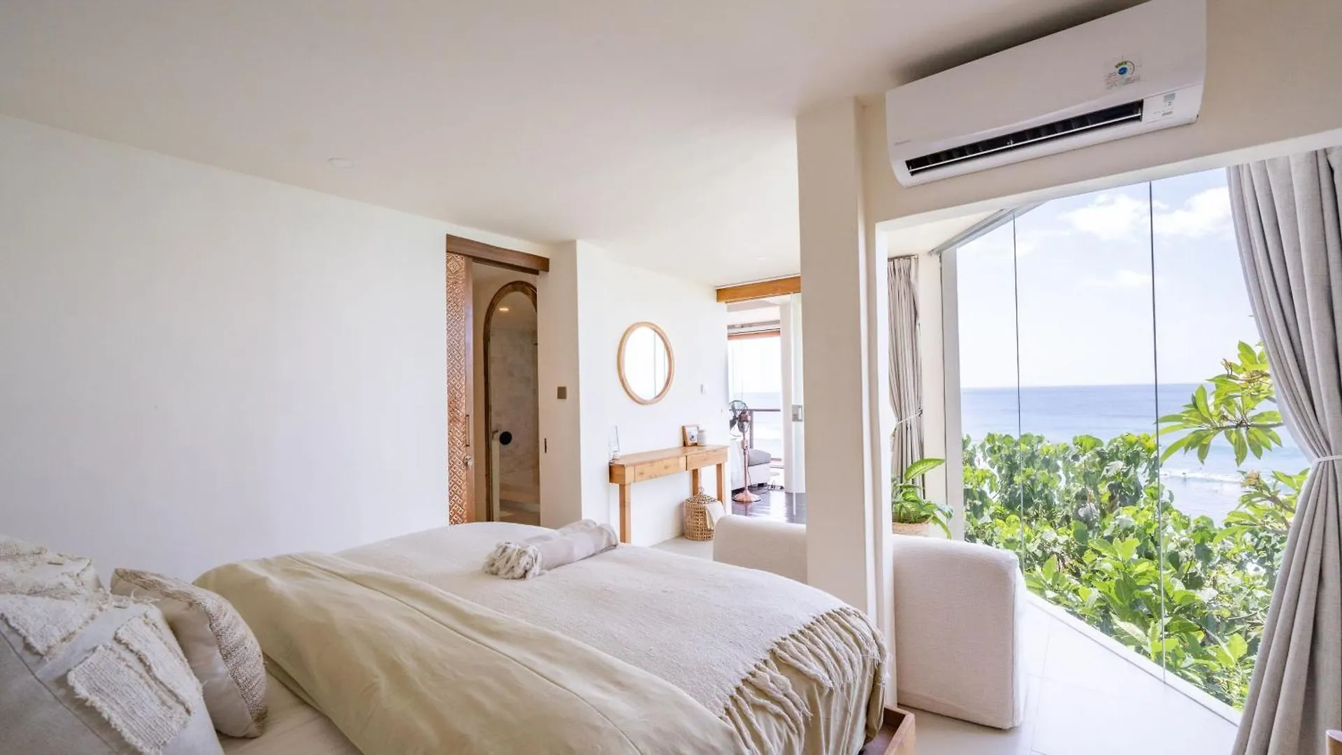 Villa Bingin Glasshouse Uluwatu