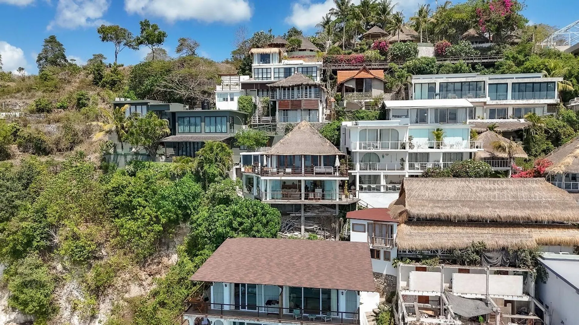 Bingin Glasshouse Uluwatu  Uluwatu (Bali)